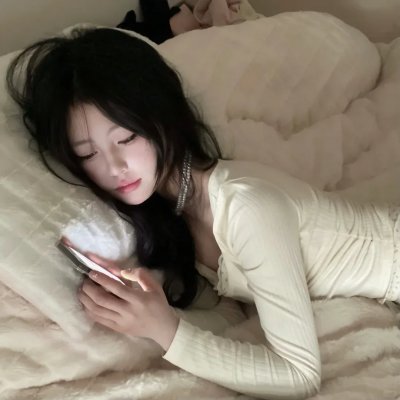 巨蛇闯女校
